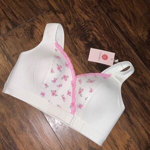 NWT FionaBra Floral Lace Trim Bra - White and Pink
